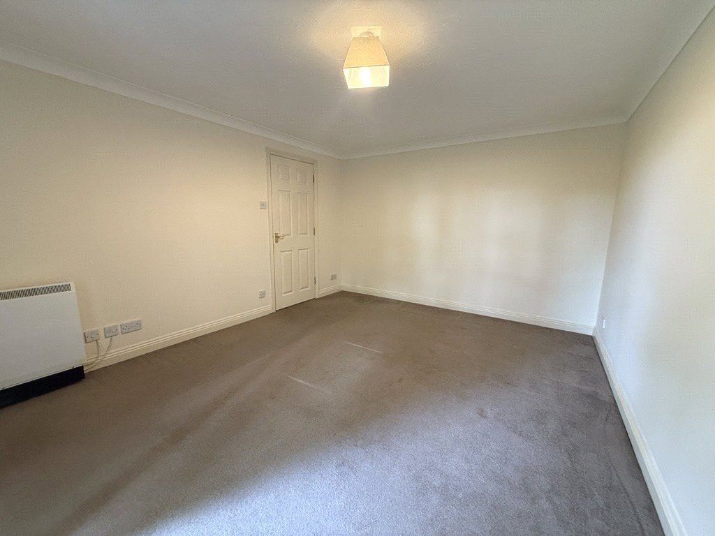 Property photo 3 of 7 Picture No. 02