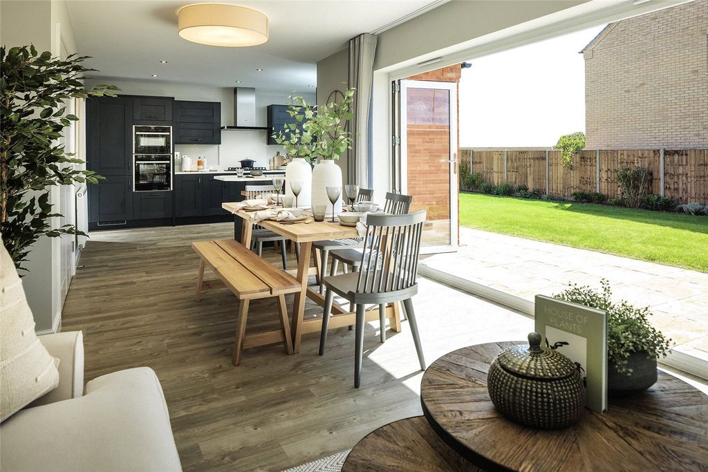 Property photo 3 of 9 Alconbury Show