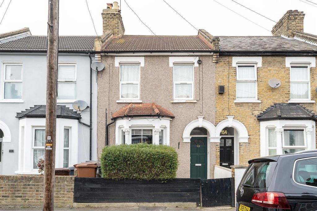 Property photo 1 of 17 Ramsay Road E7