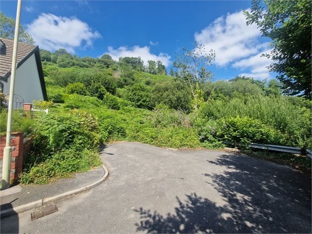 Property photo 2 of 3 Land