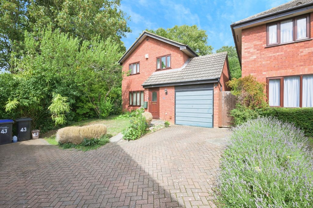 Property photo 1 of 17