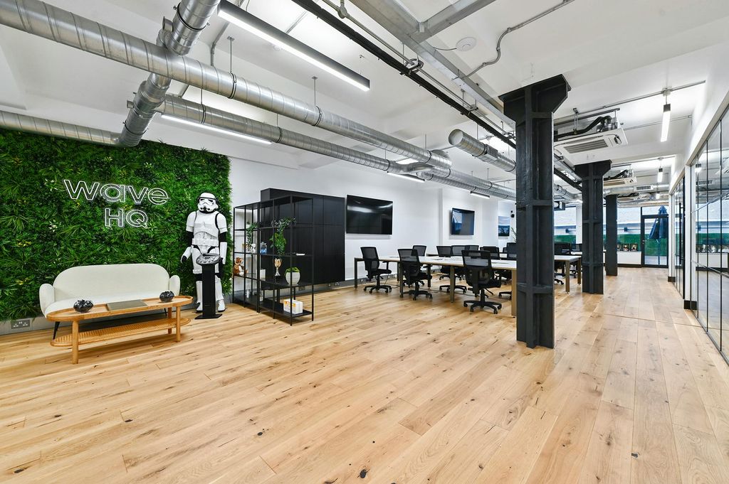 Property photo 3 of 10 Photo 2