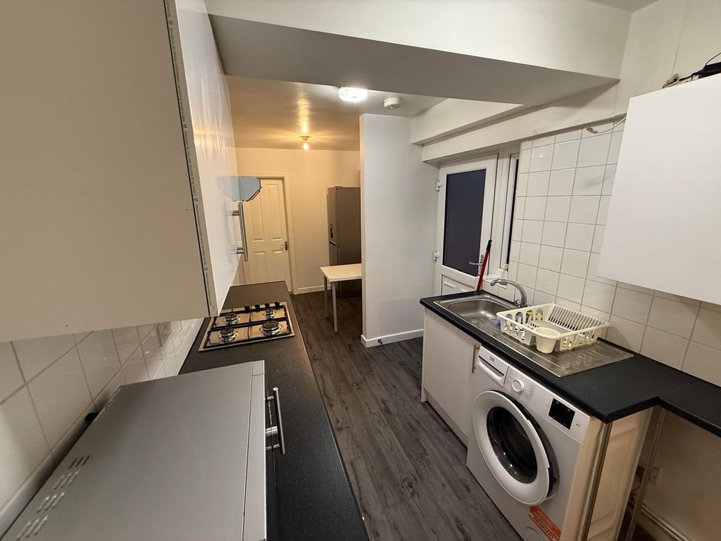 Property photo 3 of 3