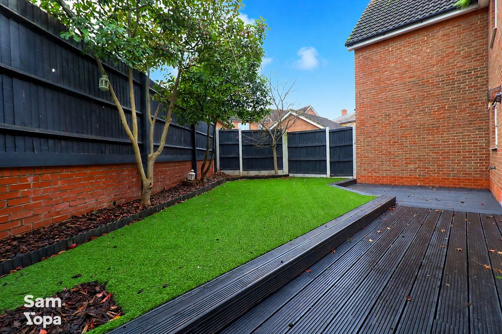 Property photo 3 of 21 Img_8198