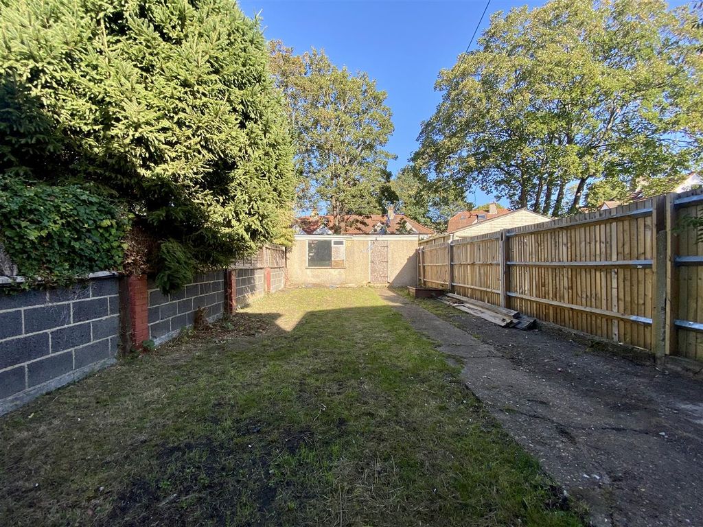 Property photo 2 of 13 Img_8973.Jpg
