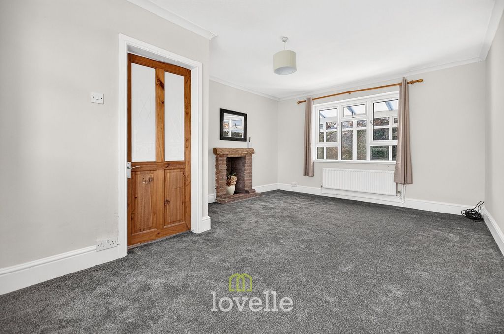 Property photo 3 of 29