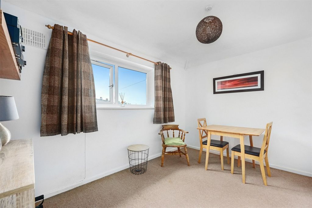 Property photo 3 of 10 Picture No. 09
