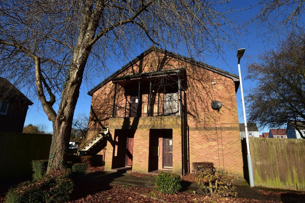 Property photo 2 of 4