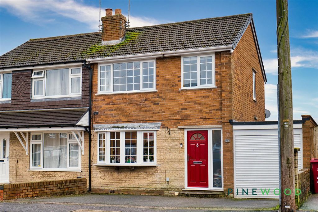 Property photo 1 of 14 Front