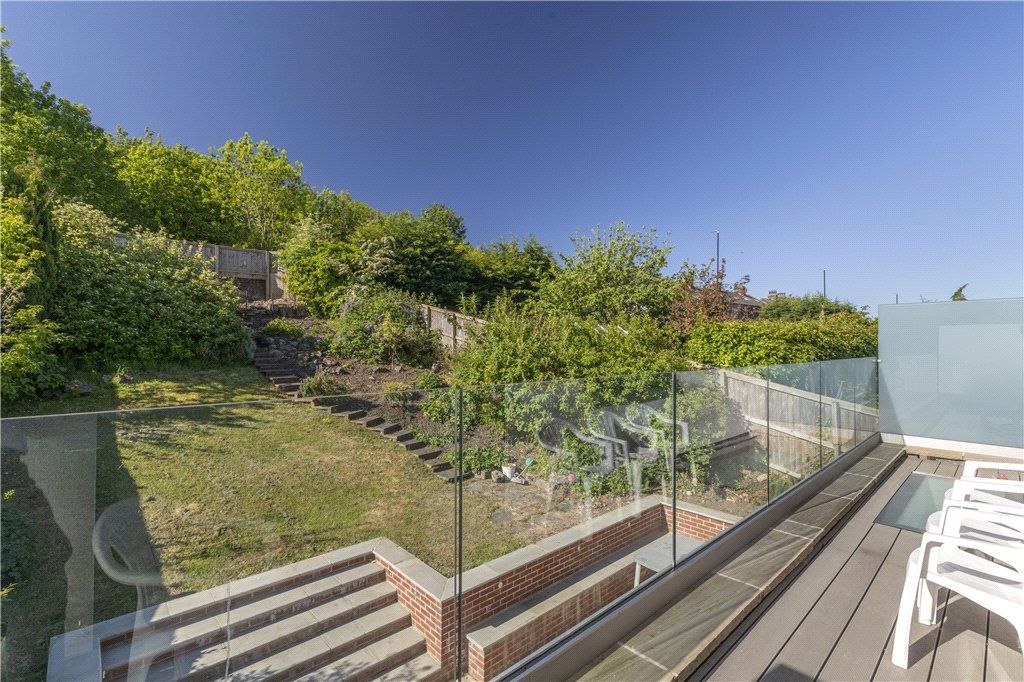 Property photo 3 of 20 Balcony/Rear Garden