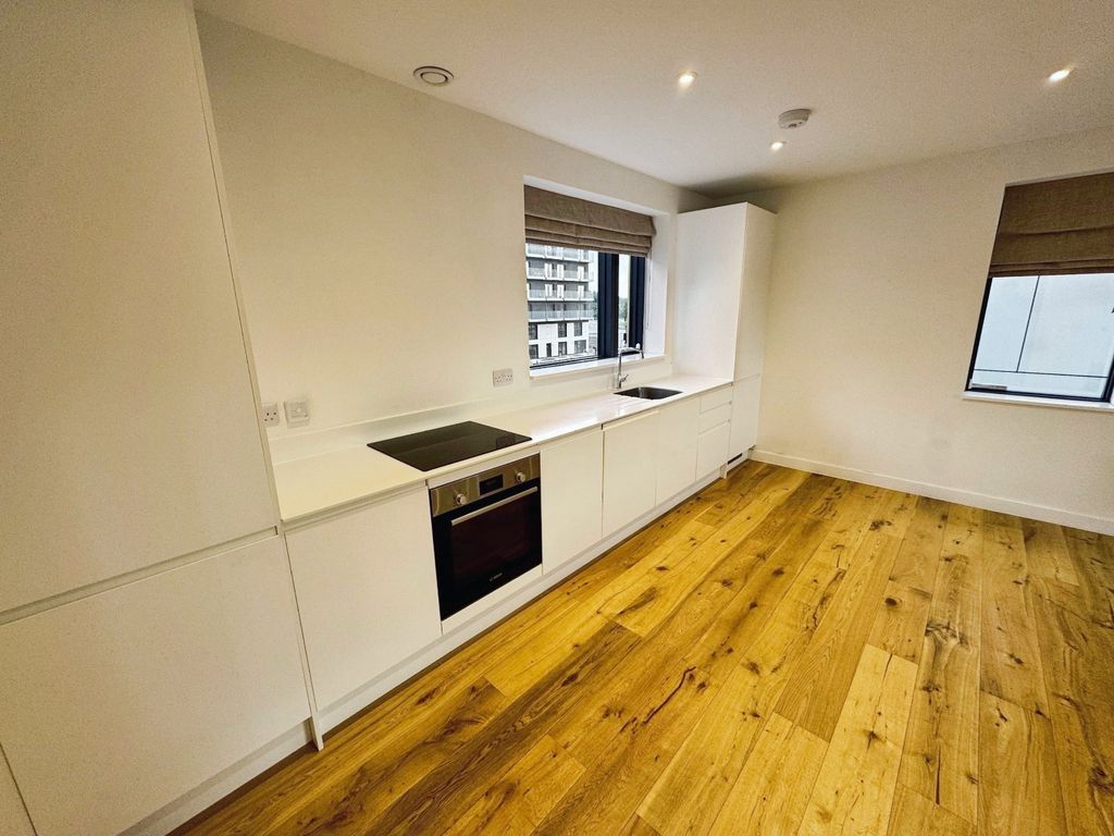 Property photo 3 of 12 Picture No. 23