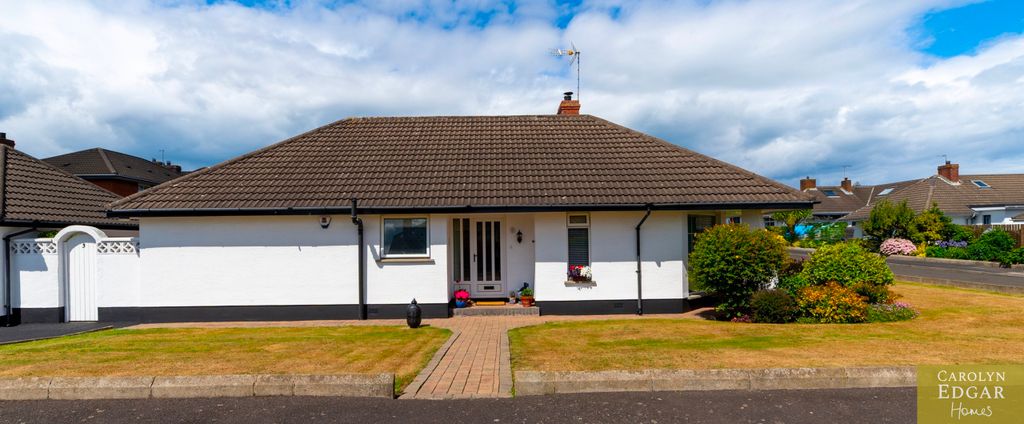 Property photo 3 of 44 014