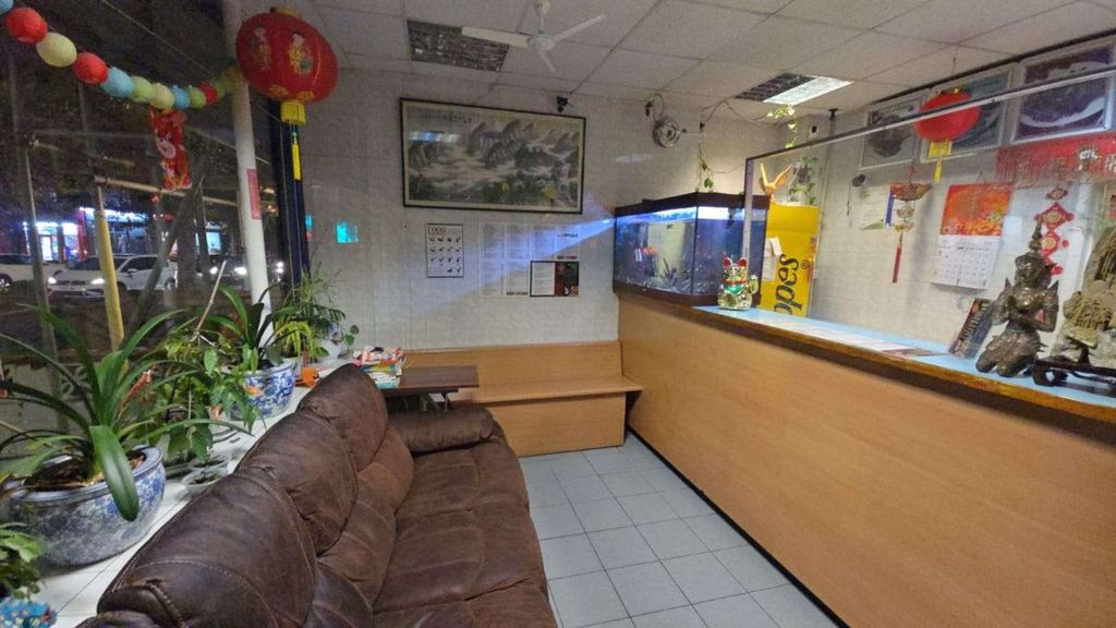 Property photo 2 of 16