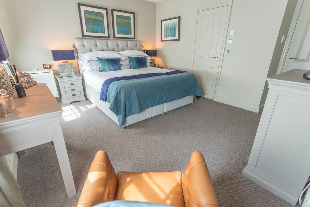 Property photo 3 of 16 Bedroom 1 With Wardrobes