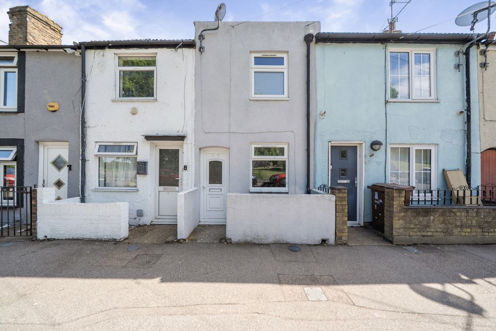 Property photo 1 of 14 External