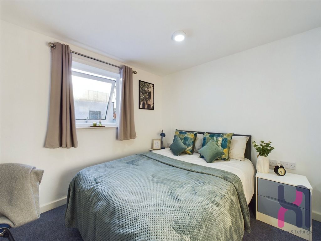 Property photo 2 of 11 Picture No. 05