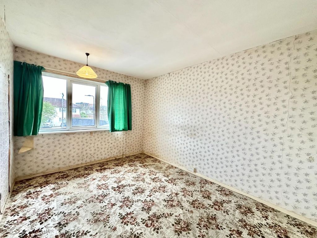 Property photo 3 of 13 Img_2263.Jpg