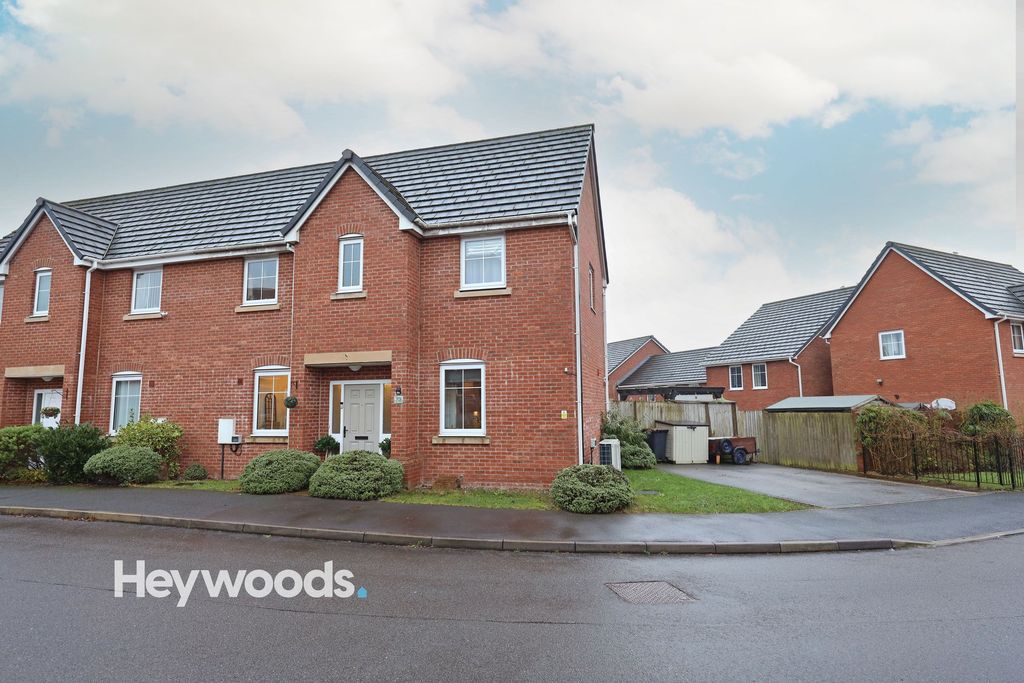Property photo 1 of 33