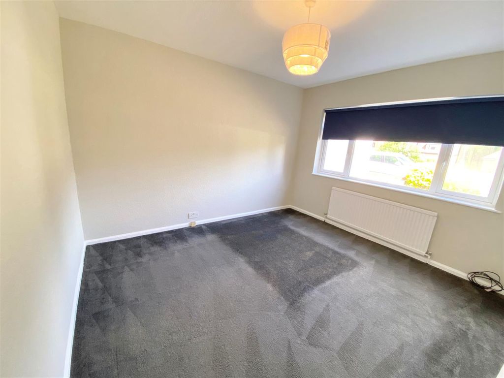 Property photo 3 of 8 2.Jpg