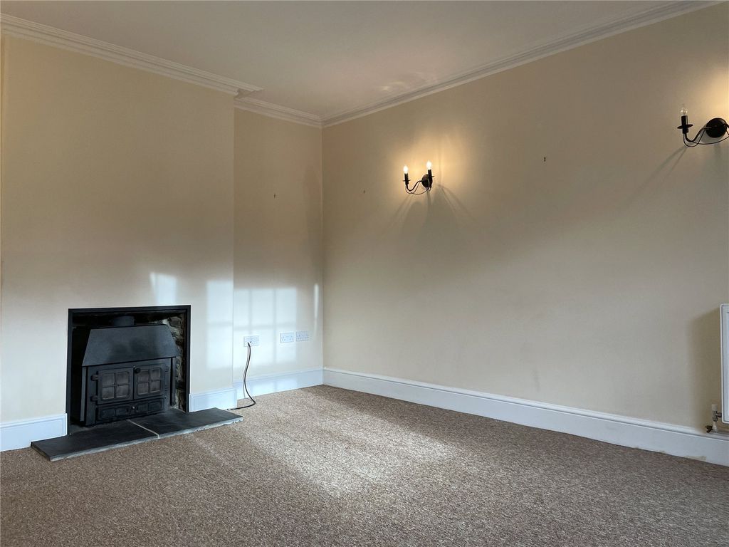Property photo 2 of 14 Picture No. 02