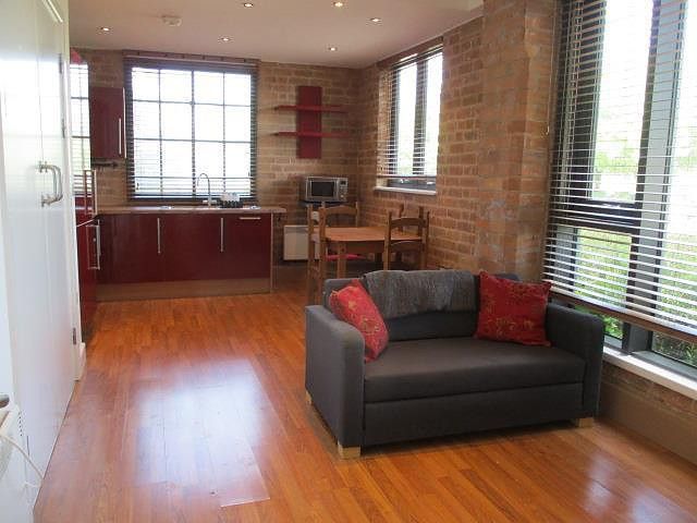 Property photo 3 of 7 Living Area