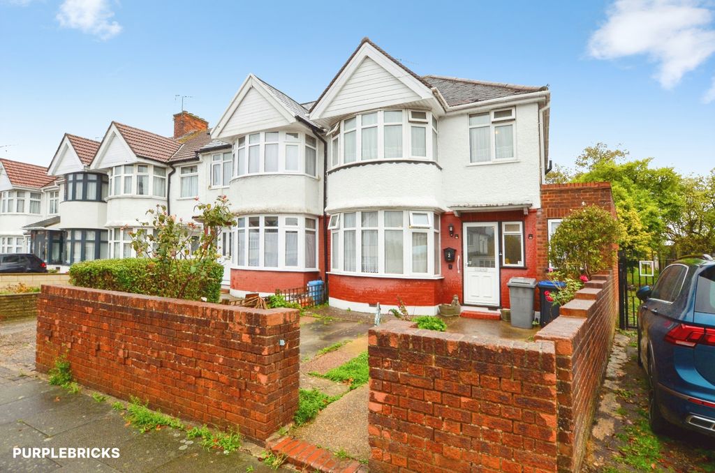 Property photo 1 of 23