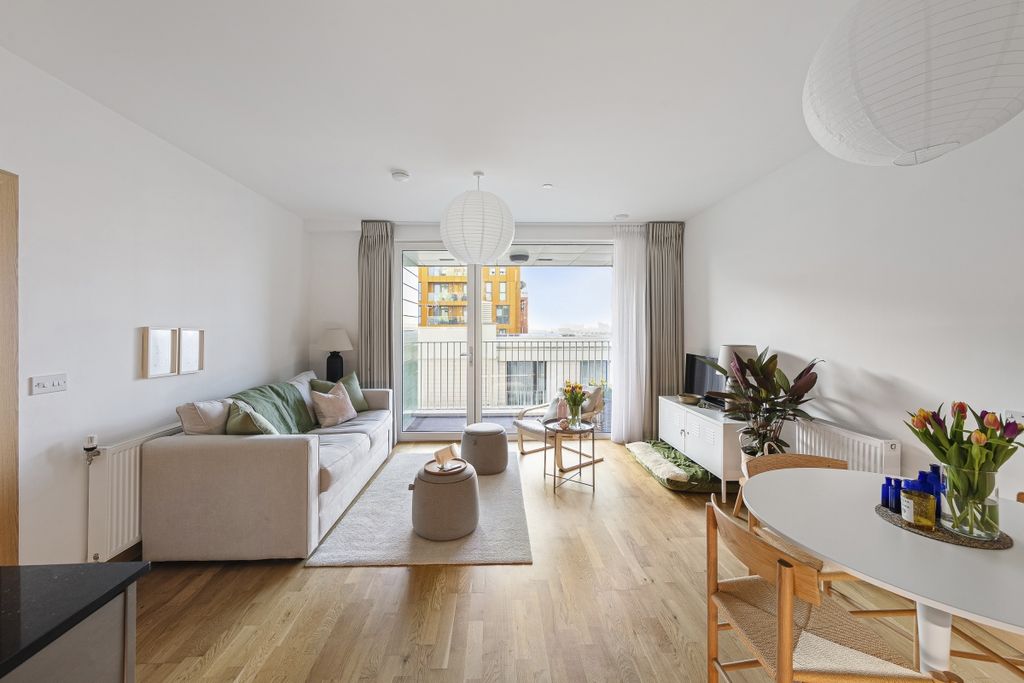 Property photo 2 of 16 094A1163