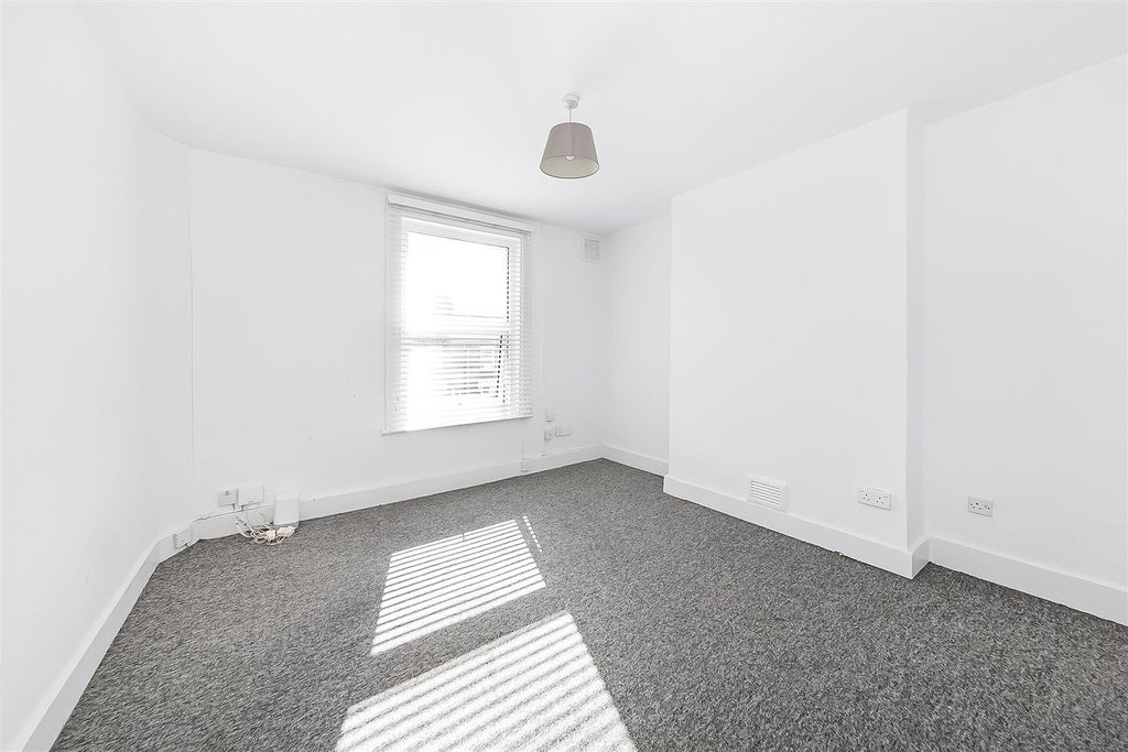 Property photo 1 of 10 Img_2349.Jpg