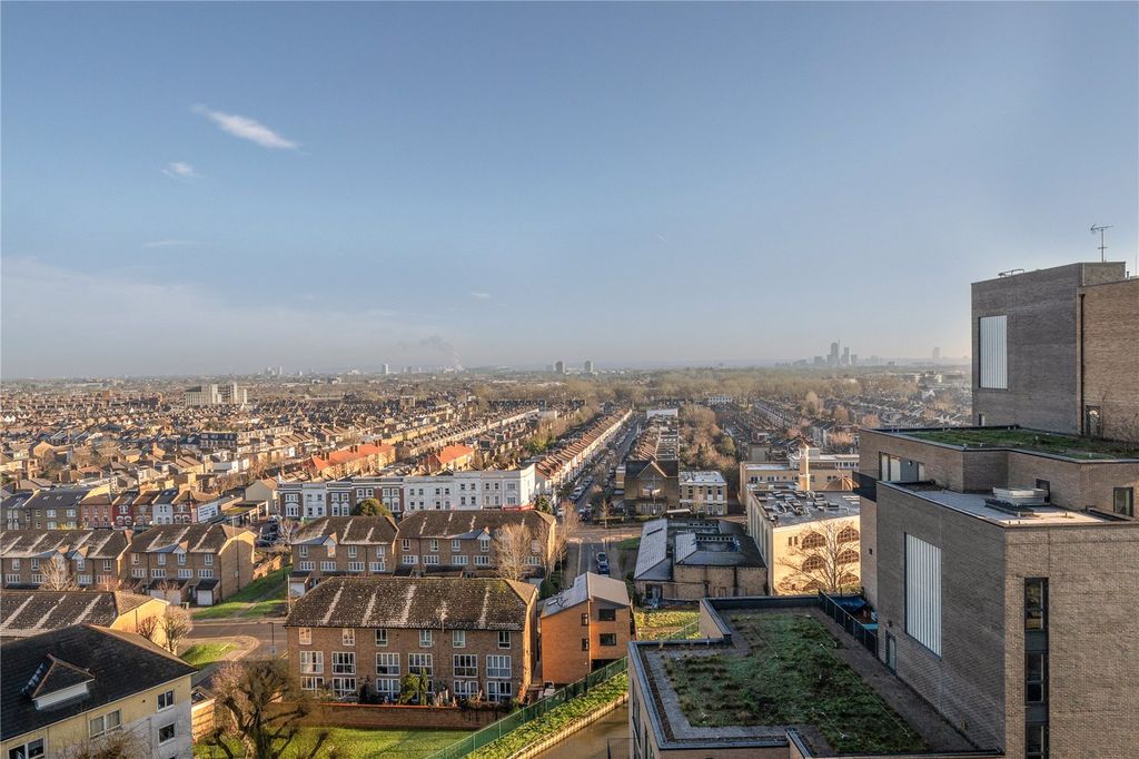 Property photo 3 of 18 Picture No. 41