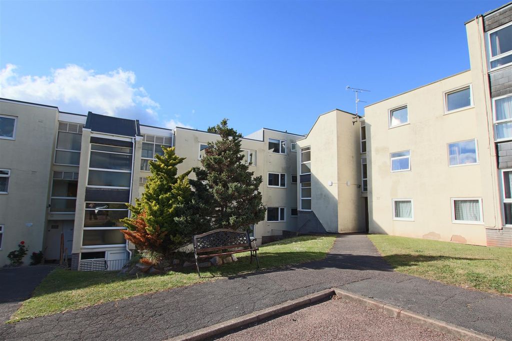 Property photo 2 of 15 Grounds 1.Jpg