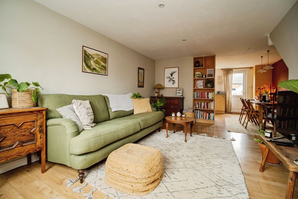 Property photo 3 of 22