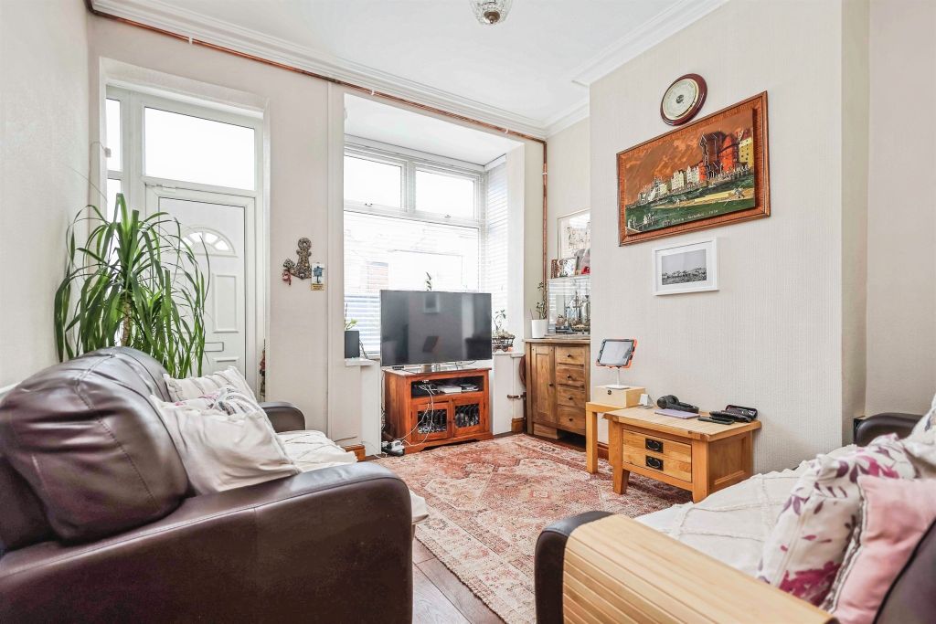 Property photo 3 of 17