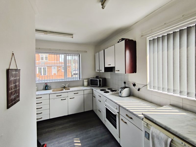 Property photo 2 of 12 Photo 5