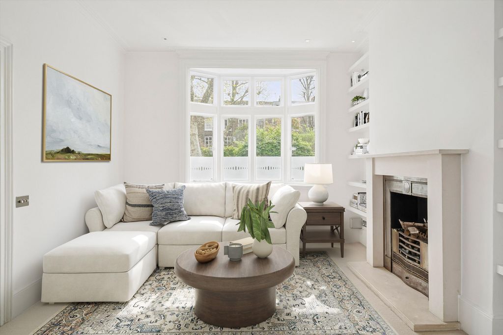 Property photo 3 of 22 Image