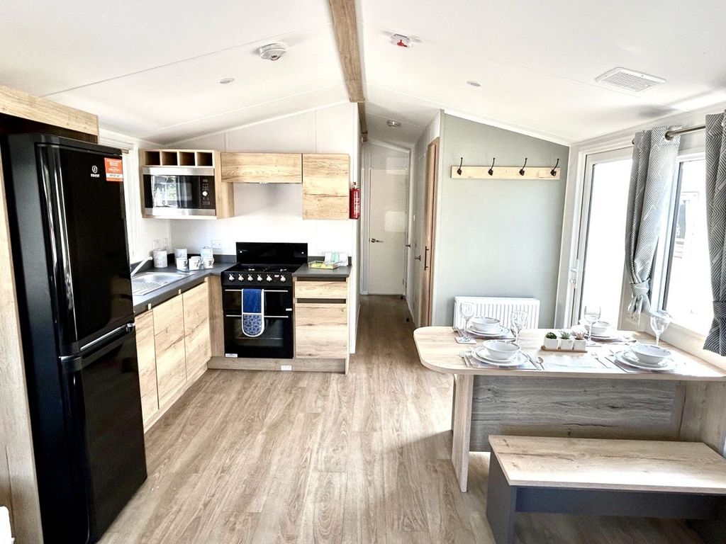 Property photo 2 of 4 Willerby Midhurst 2024 Car0063026 92924006.Jpeg