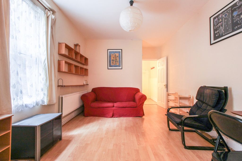 Property photo 3 of 9