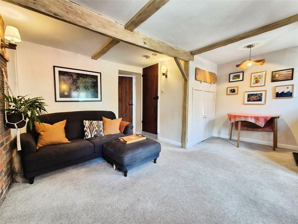 Property photo 3 of 16 Picture No. 01