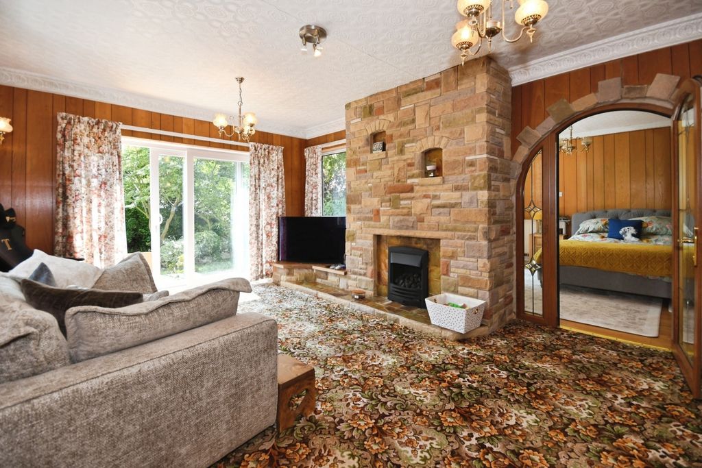 Property photo 2 of 18 Image 1