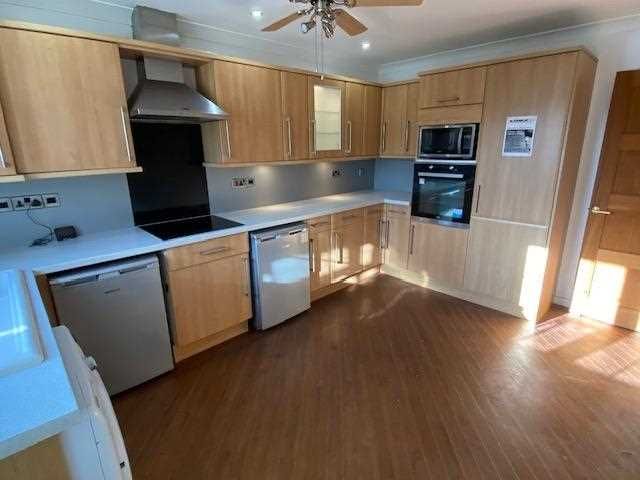 Property photo 3 of 9 Dining Kitchen: