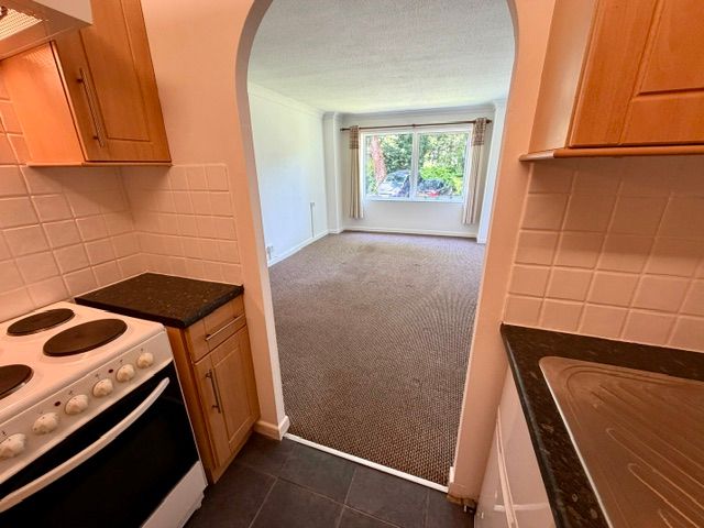 Property photo 1 of 13 Image