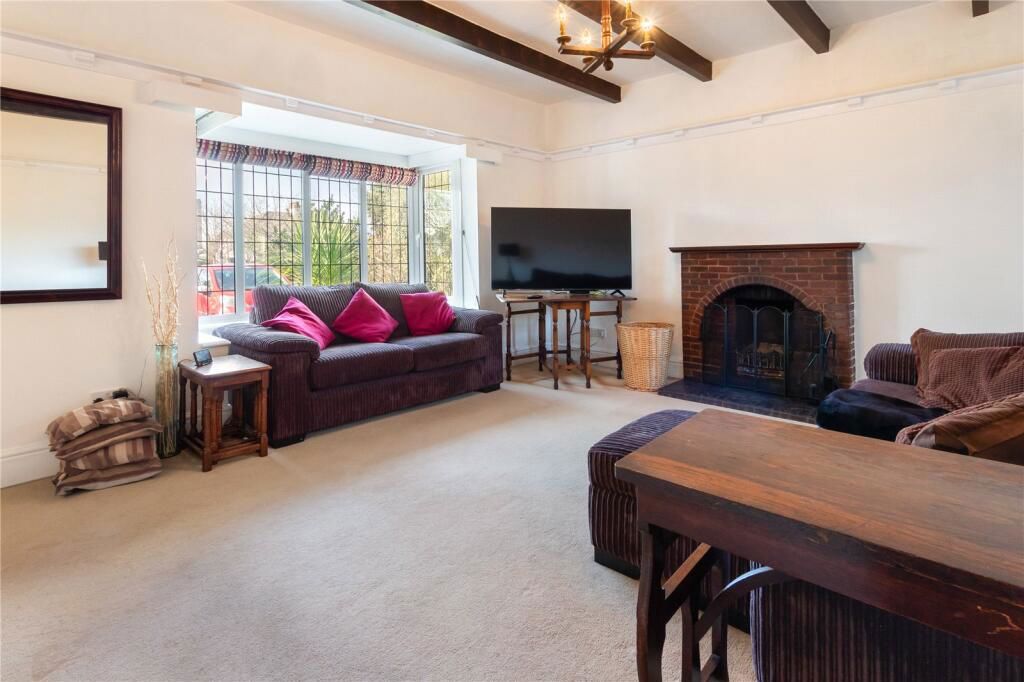 Property photo 2 of 18