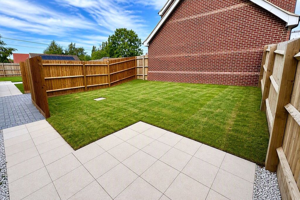 Property photo 3 of 14 Picture No. 43