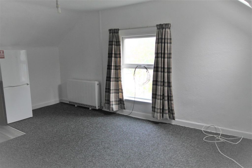 Property photo 3 of 10 Img_0608.Jpg