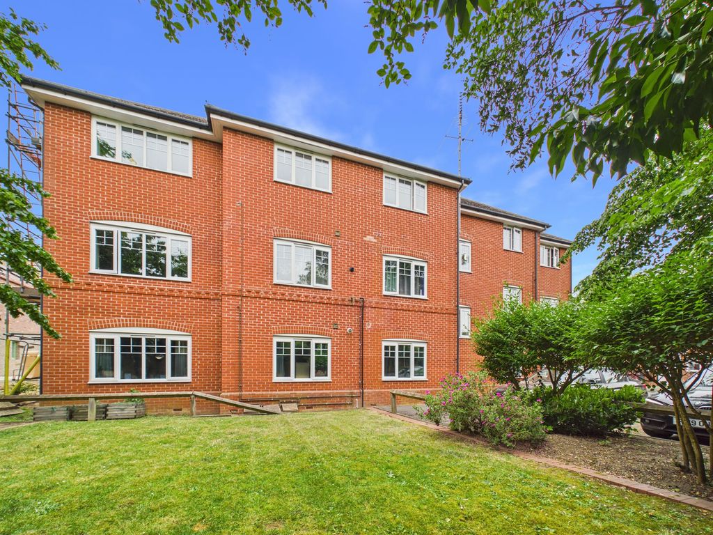 Property photo 1 of 10
