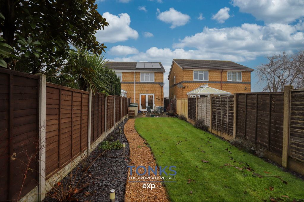 Property photo 2 of 18