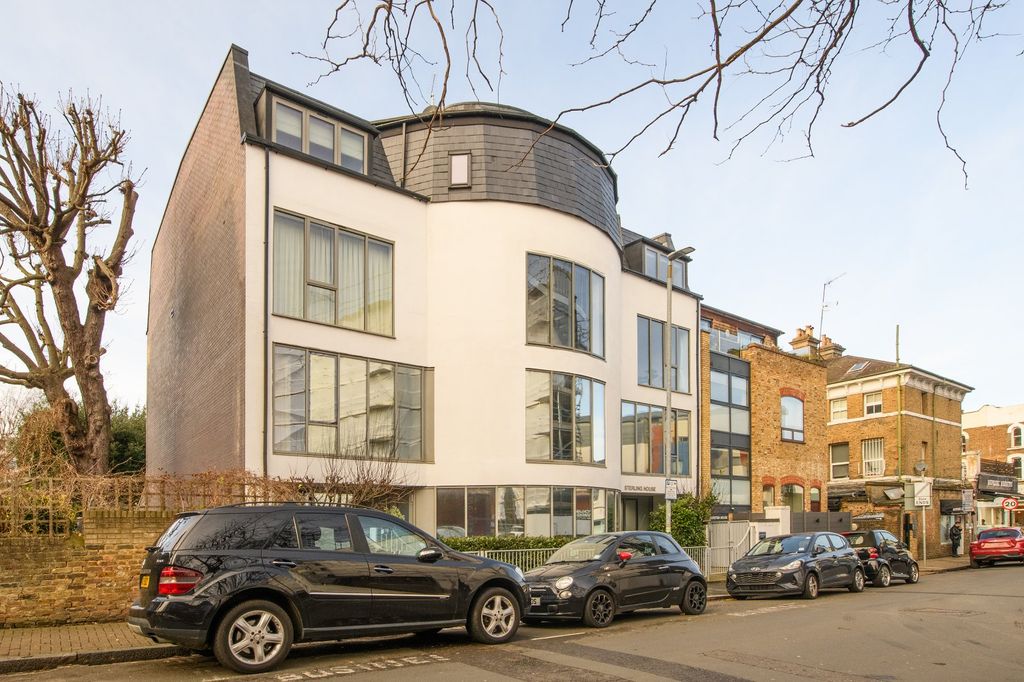 Property photo 1 of 7