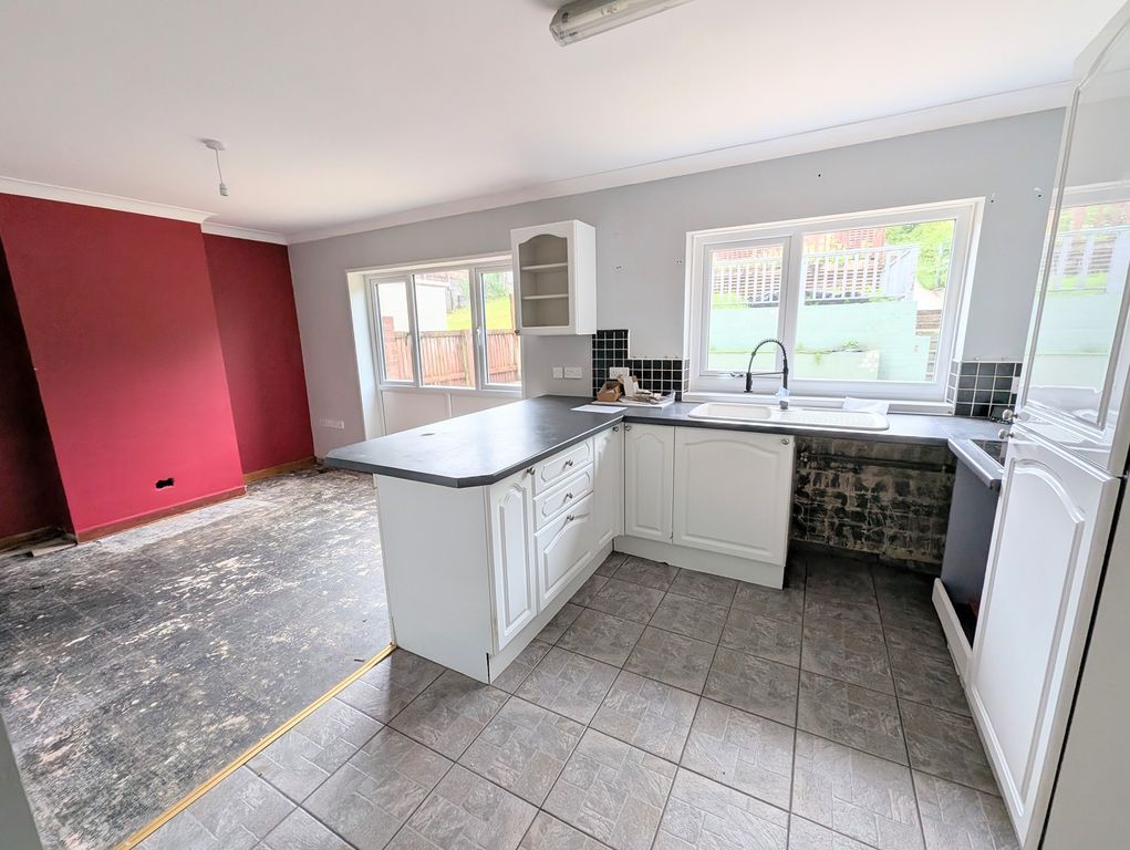 Property photo 3 of 14 Not Specified