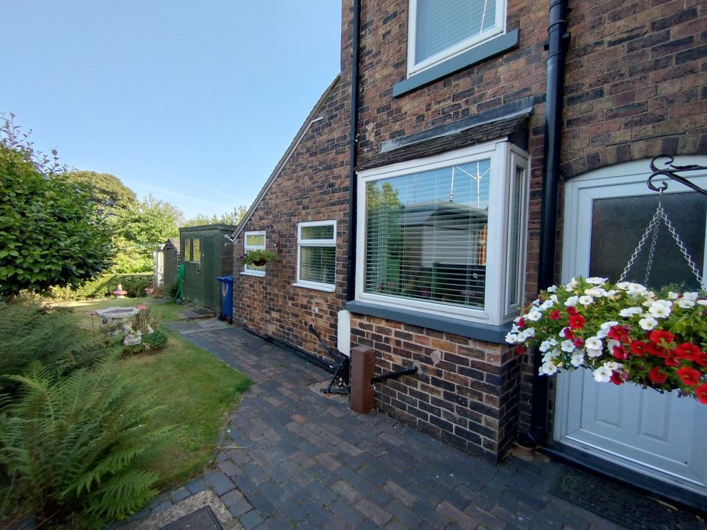 Property photo 3 of 24