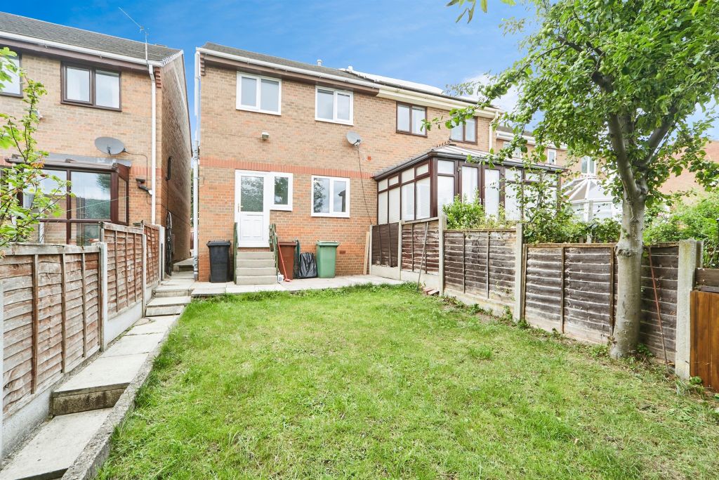 Property photo 2 of 17