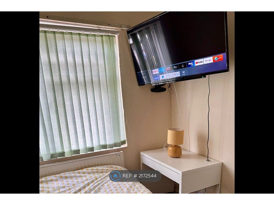 Property photo 2 of 13 Smart Personal Tv With Unlimited Broad Band